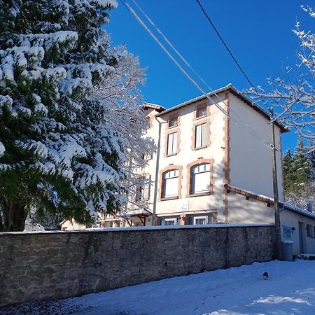Gite Des 3 Etangs Malvières Esterno foto